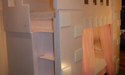 manufacturers of castle beds
